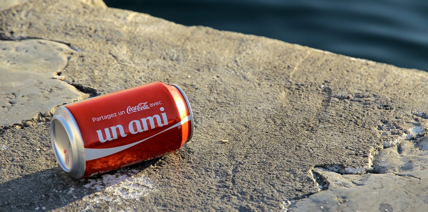 Cola ist eines der beliebtesten Softdrinks (Bild:Pixabay/Nouchkac)